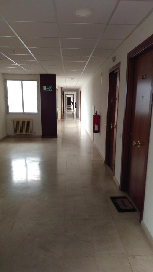 Apartamento Calle Mauricio Legendre Мадрид Екстериор снимка
